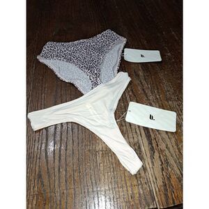 New Medium Fabletics 2 Pair Panty Brief Thong Naked Feel Dusty Rosette Leopard